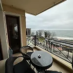 Daire адмирал- сирена Altın Kumlar