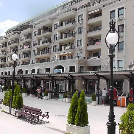 адмирал- сирена Apartamento Golden Sands