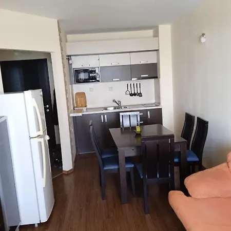 адмирал- сирена Apartamento Golden Sands